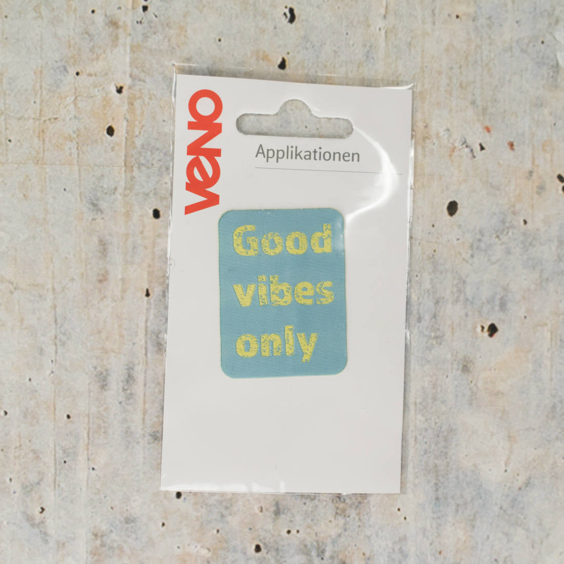n-hfrosch-n-hzubeh-r-weblabel-good-vibes-only-b-gellabel image 7