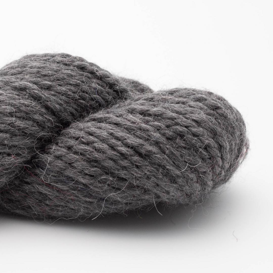 kremke-soul-wool-llama-soft-wolle-altrosa-melange-lama image 8