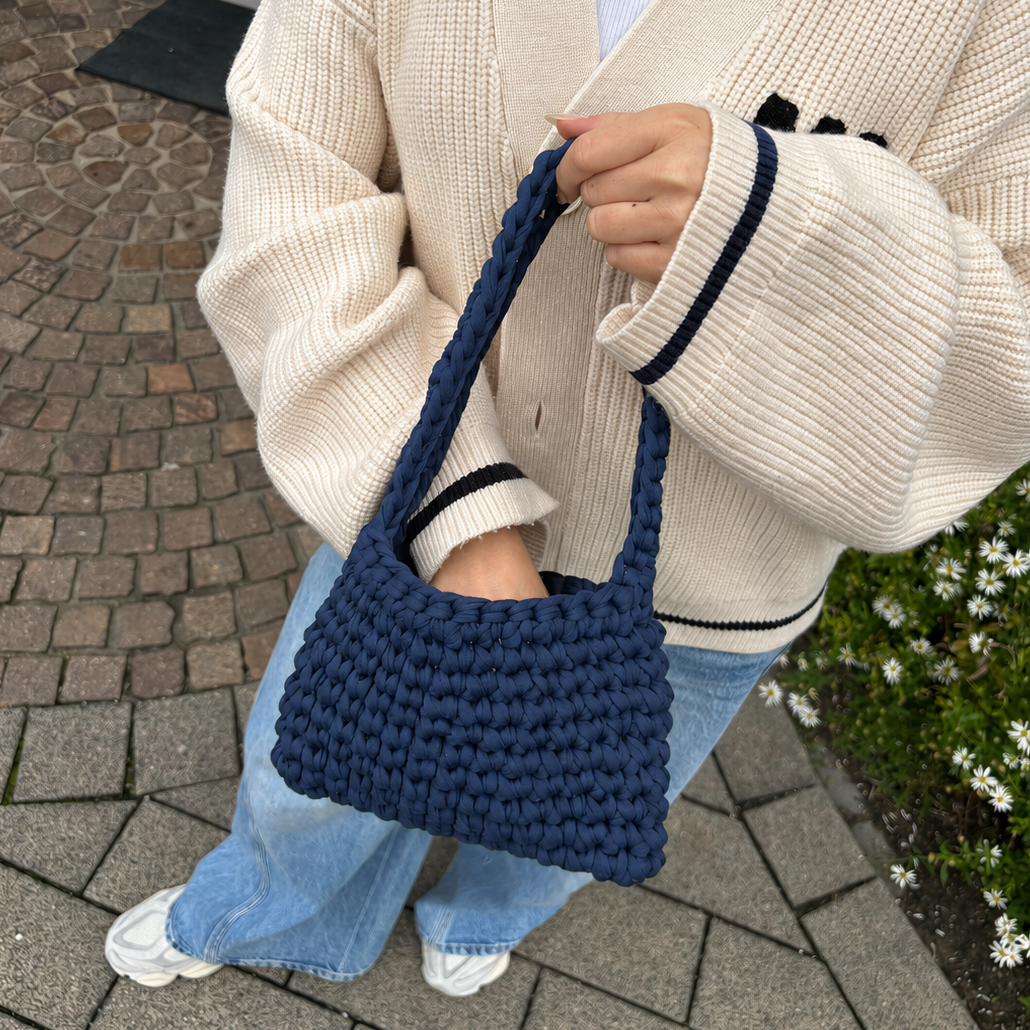 bellalana-crochet-bag-h-kel-set-tasche-marine-anf-nger image 1