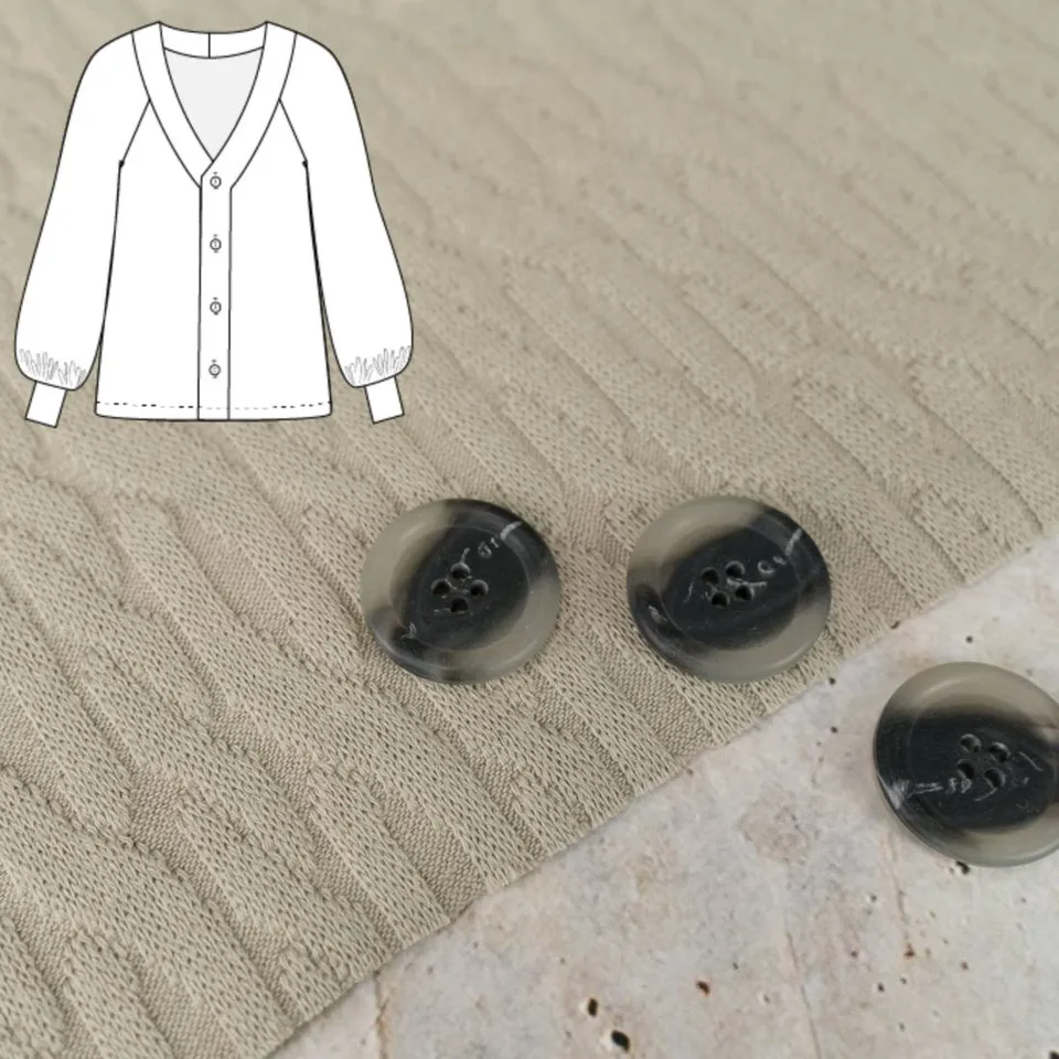 n-hfrosch-n-hpakete-jujur-strickjacke-hellgrau-zopf image 1