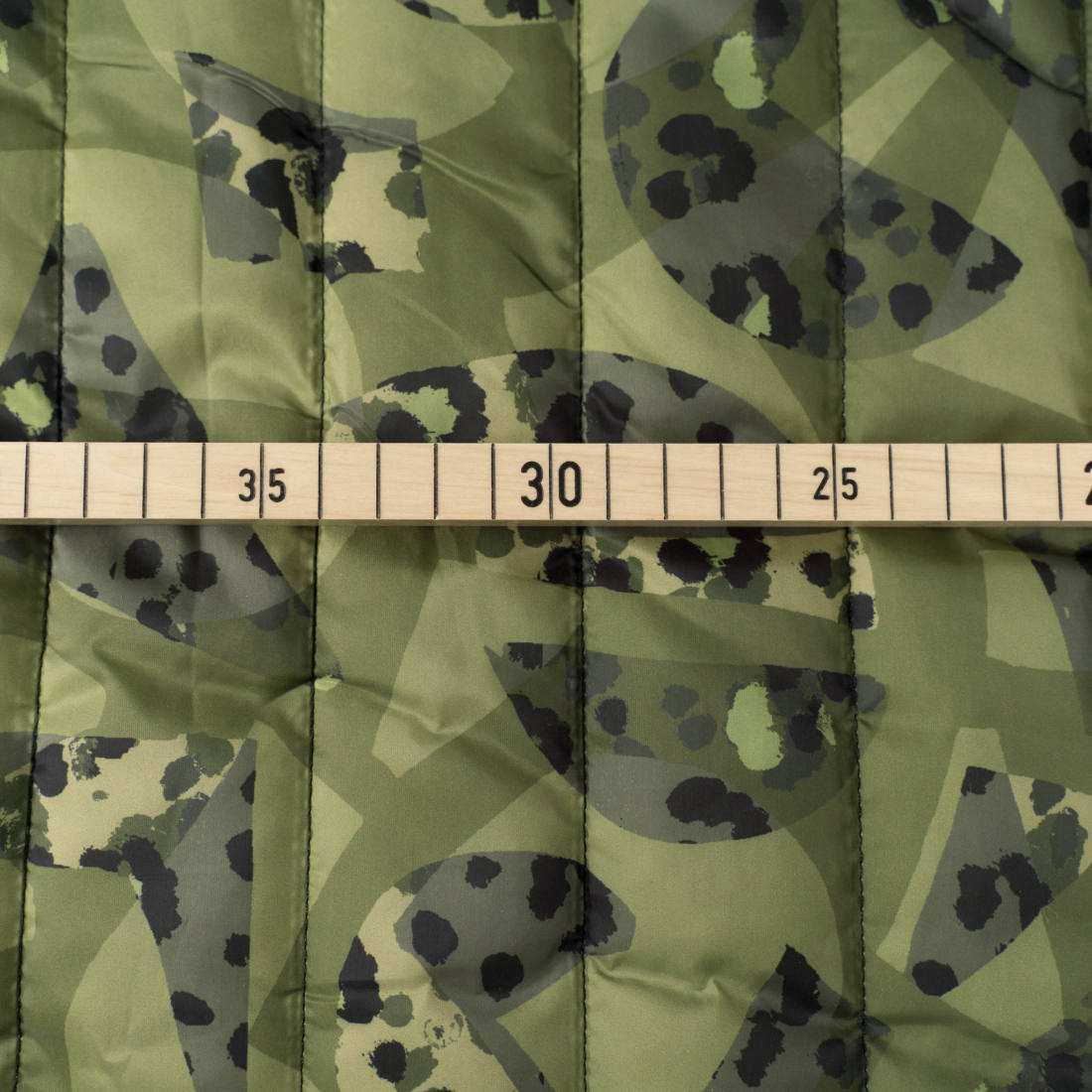 n-hfrosch-stepper-abstrakt-steppstoff-khaki-leo-5-cm-naht image 4
