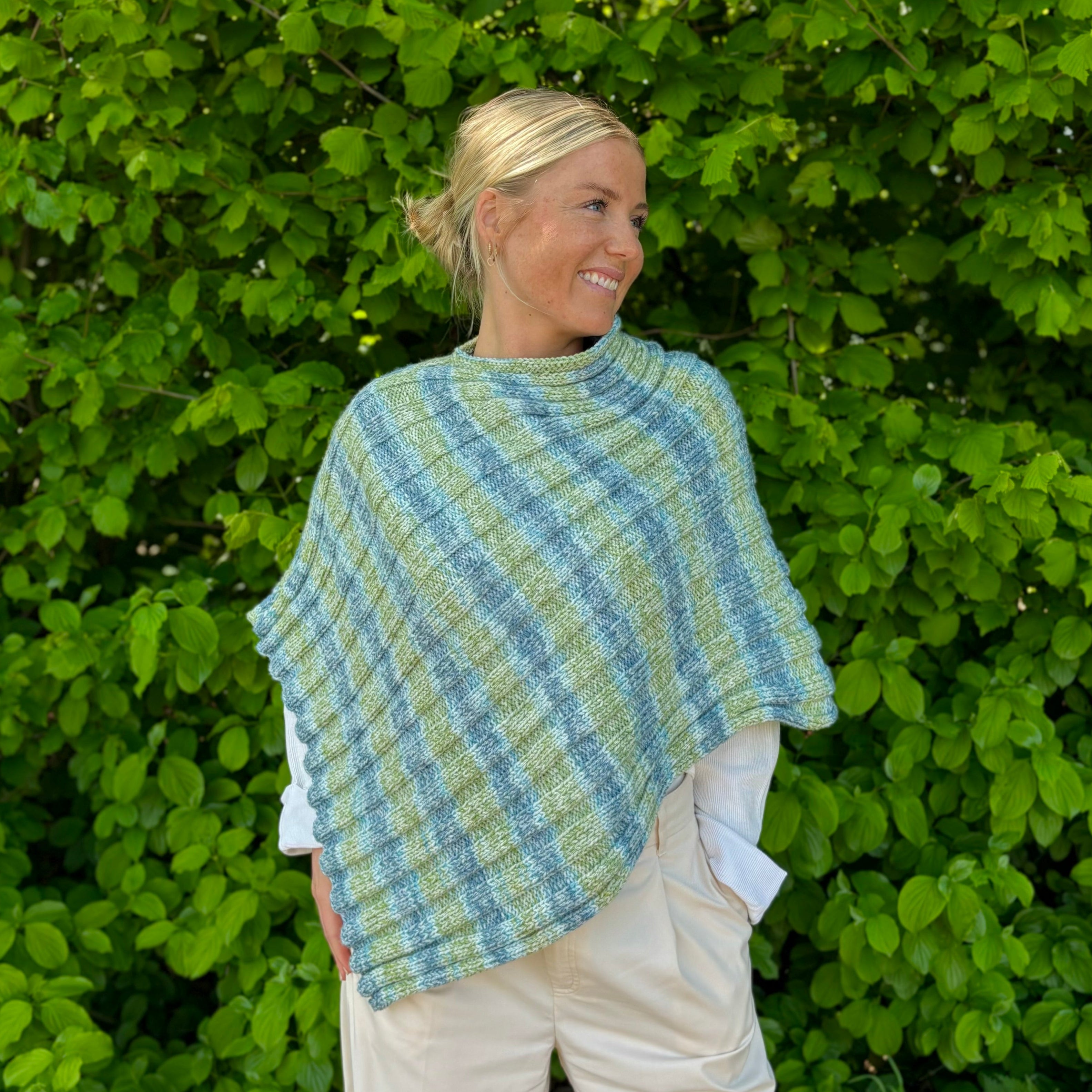 bellalana-mirage-strick-set-poncho-gr-n-t-rkis-40-44 image 3