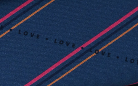 hamburger-liebe-only-you-love-always-wins-sweat-col-1 image 8