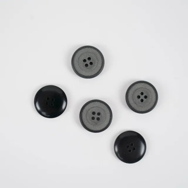 n-hfrosch-n-hzubeh-r-koknopf-18mm-kn-pfe-grau-4-loch-urea-horn image 1