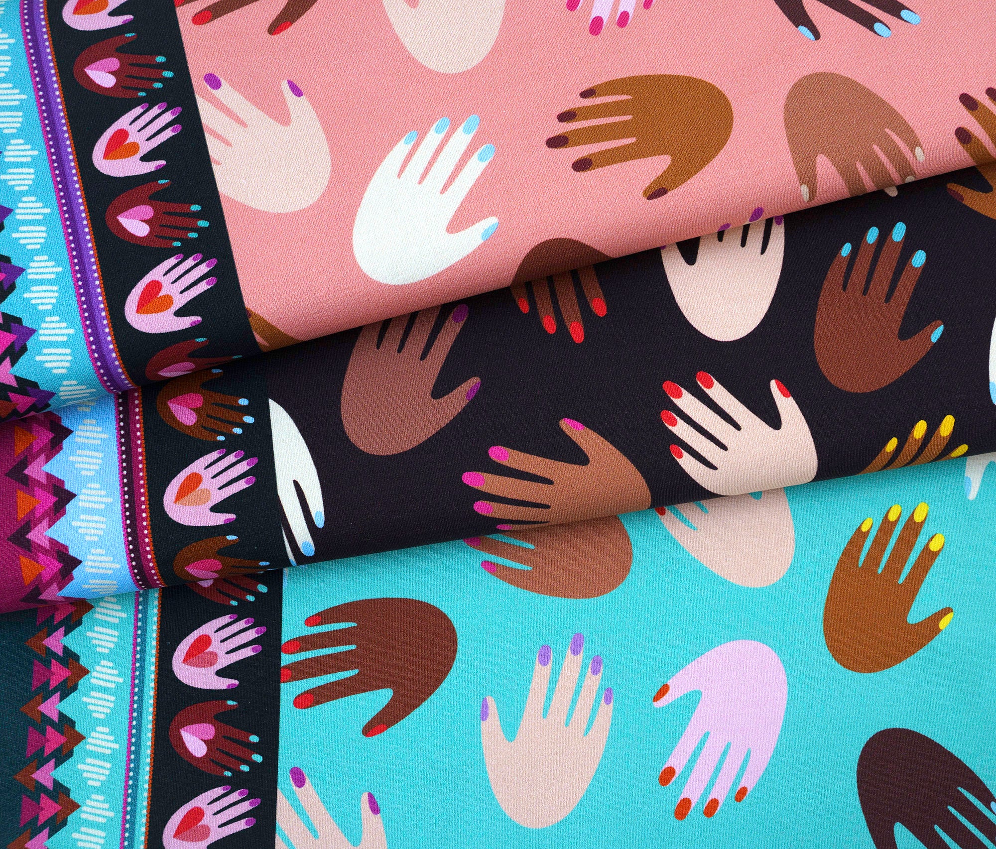 hamburger-liebe-queens-united-high-five-sweatstoff-col-1-bio image 5