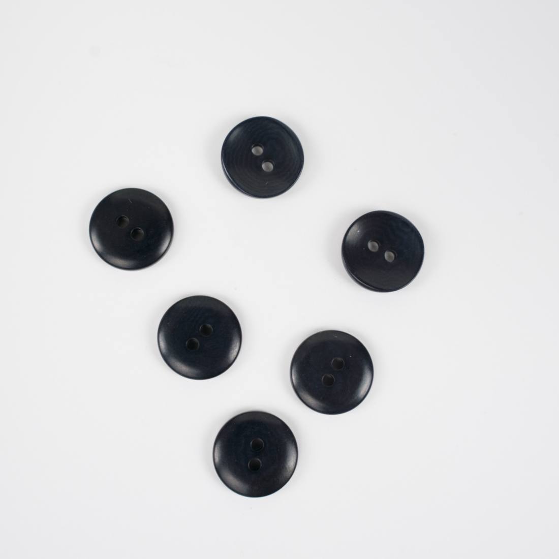 n-hfrosch-steinnuss-kn-pfe-15mm-schwarz-2-loch-nachhaltig image 1