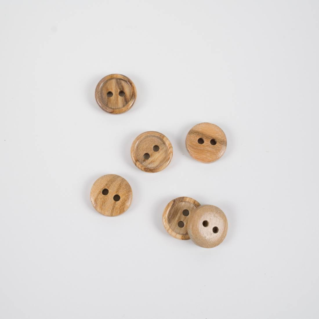 n-hfrosch-holzkn-pfe-olivenholz-12mm-2-loch-kn-pfe-natur image 1