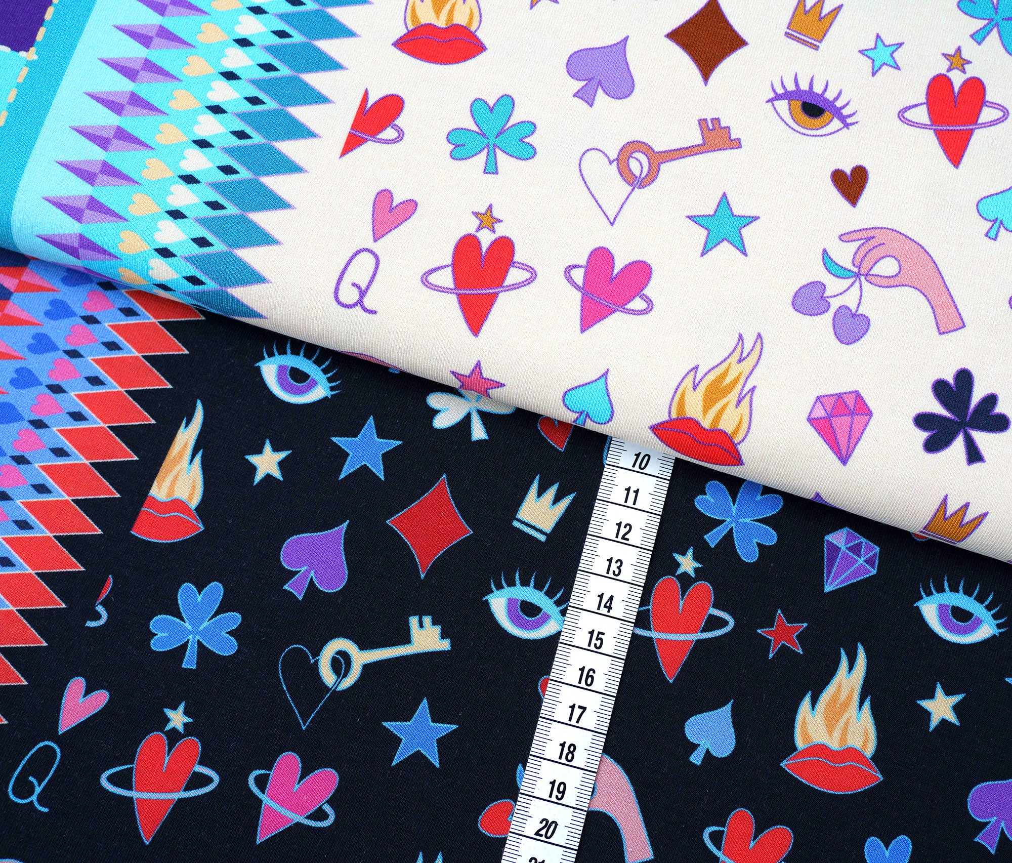 hamburger-liebe-queen-of-hearts-queens-secrets-jersey-col-1 image 2