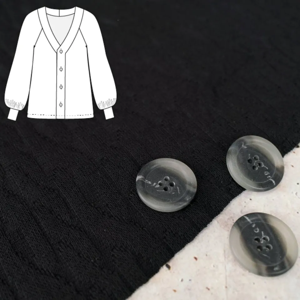 n-hfrosch-jujur-strickjacke-n-hpaket-zopf-schwarz image 1