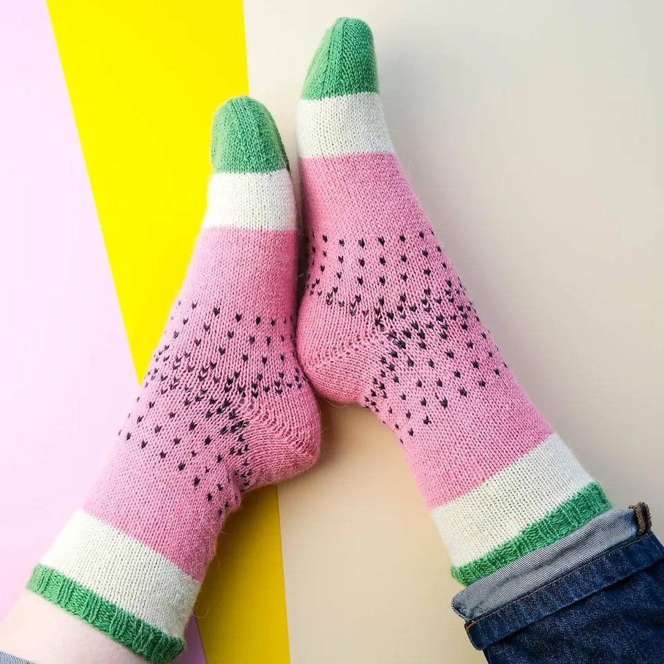 kremke-soul-wool-wassermelone-socken-strickset-deutsch-edelweiss image 1