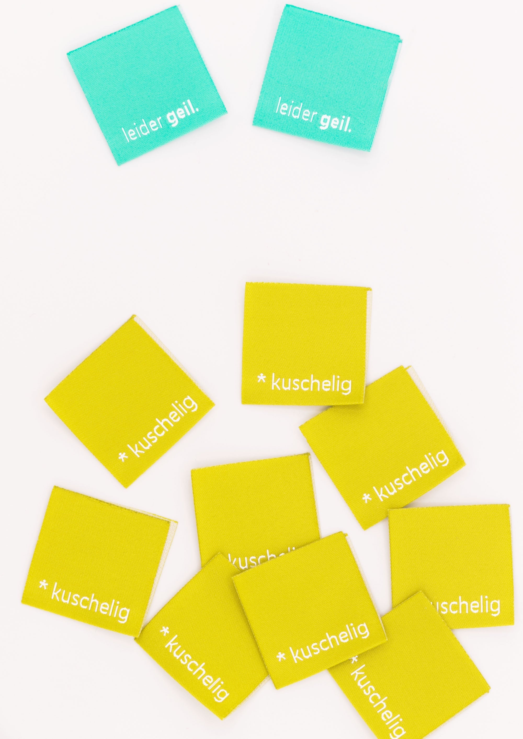 konfetti-patterns-label-9er-set-kuschelig-webetiketten-oliv image 1