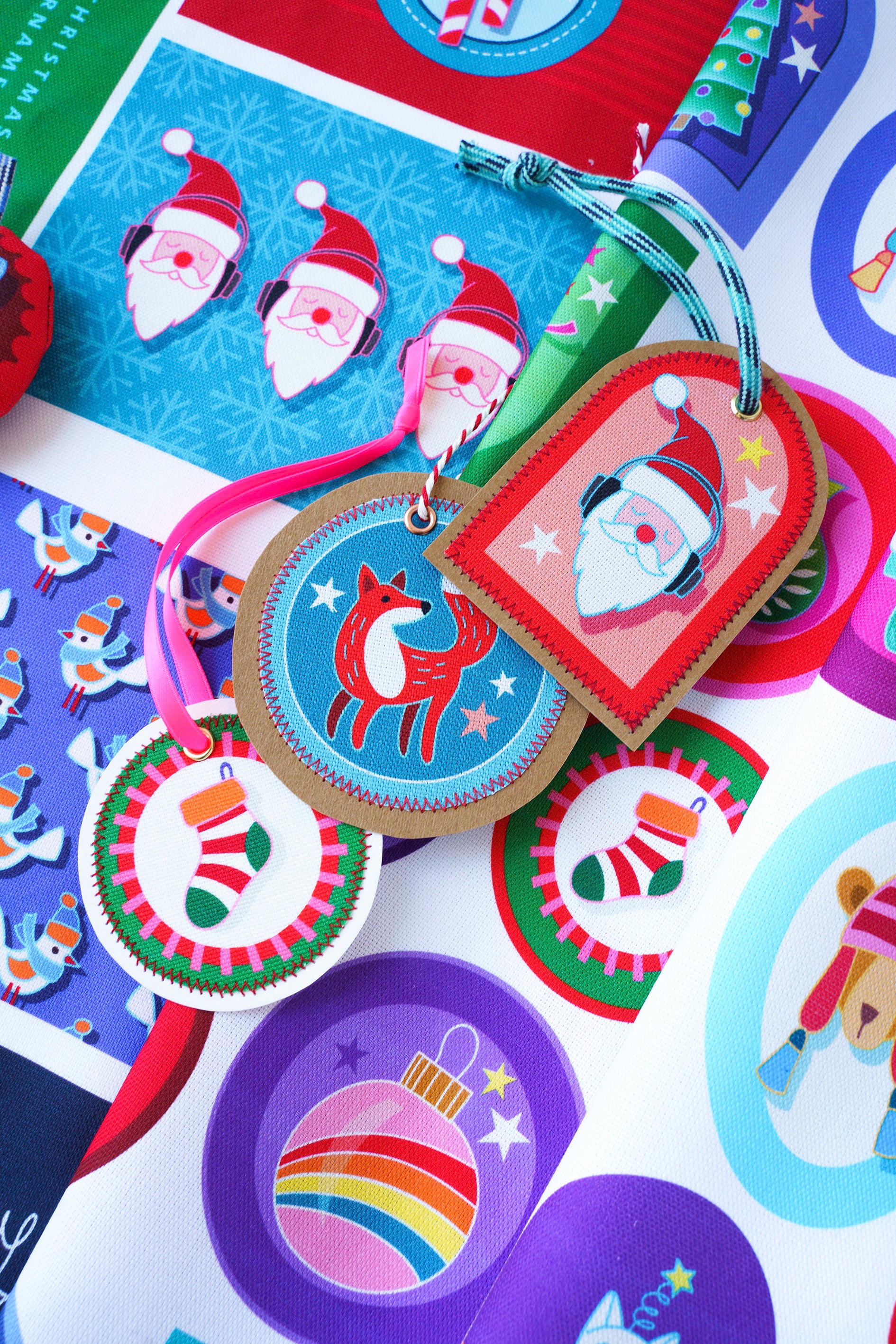 hamburger-liebe-ugly-christmas-ornaments-panel-canvas-weihnachten image 2