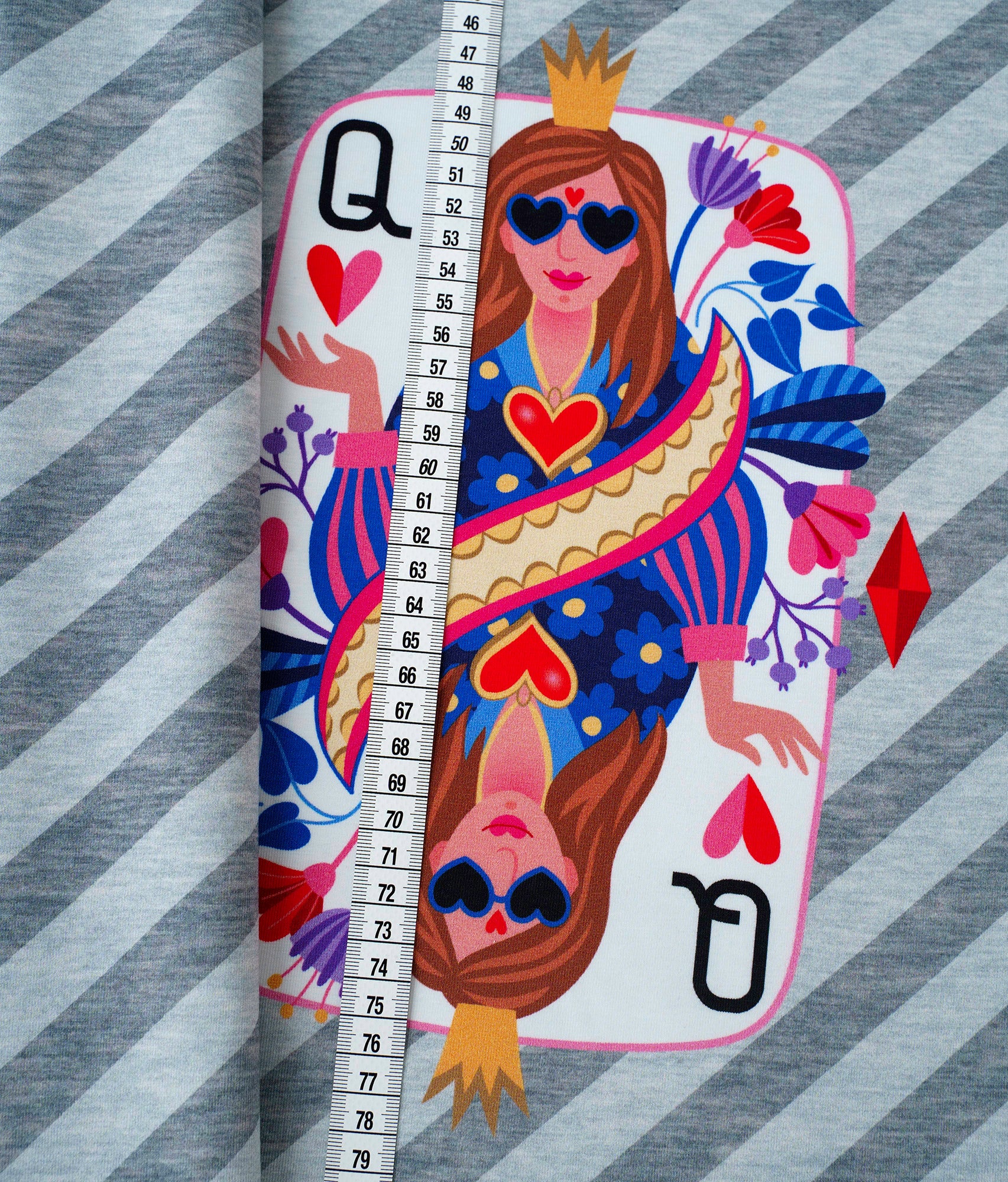 hamburger-liebe-queen-of-hearts-panel-jersey-bio-80cm image 3