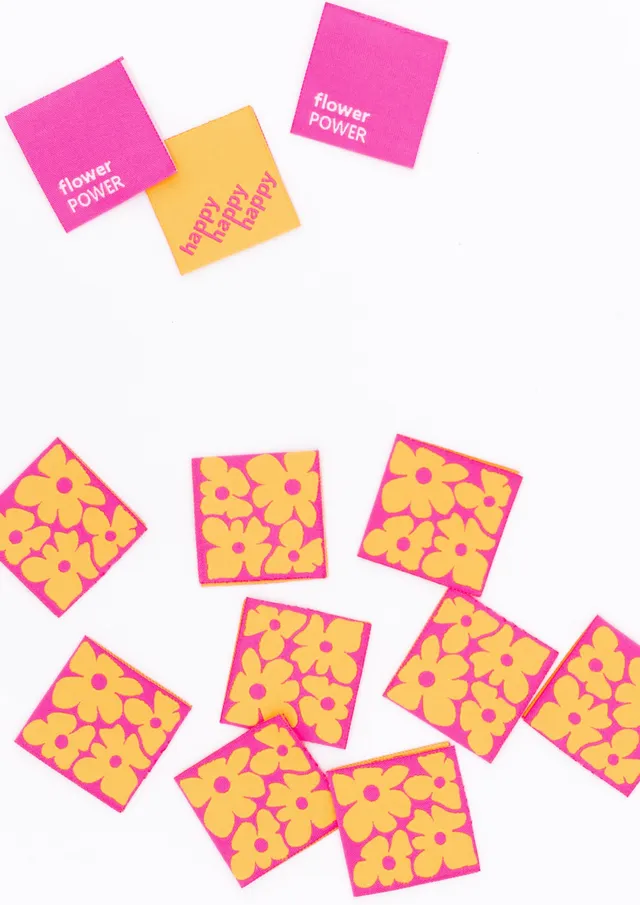 konfetti-patterns-label-pink-flowers-weblabel-9er-set-3x3-cm image 1