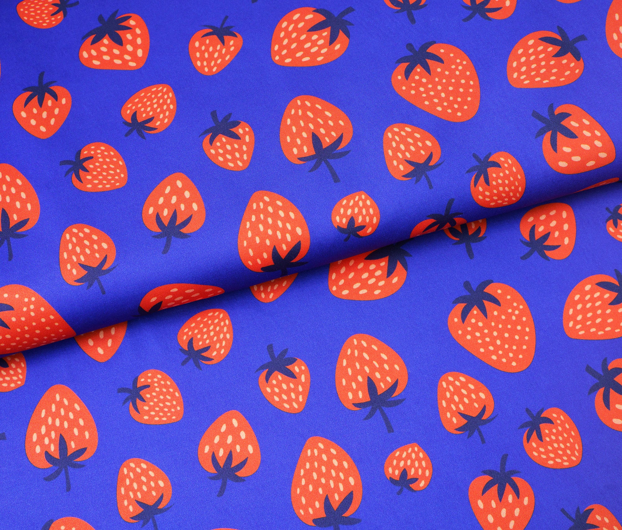 hamburger-liebe-performance-strawberries-blau-funktionsstoff image 4