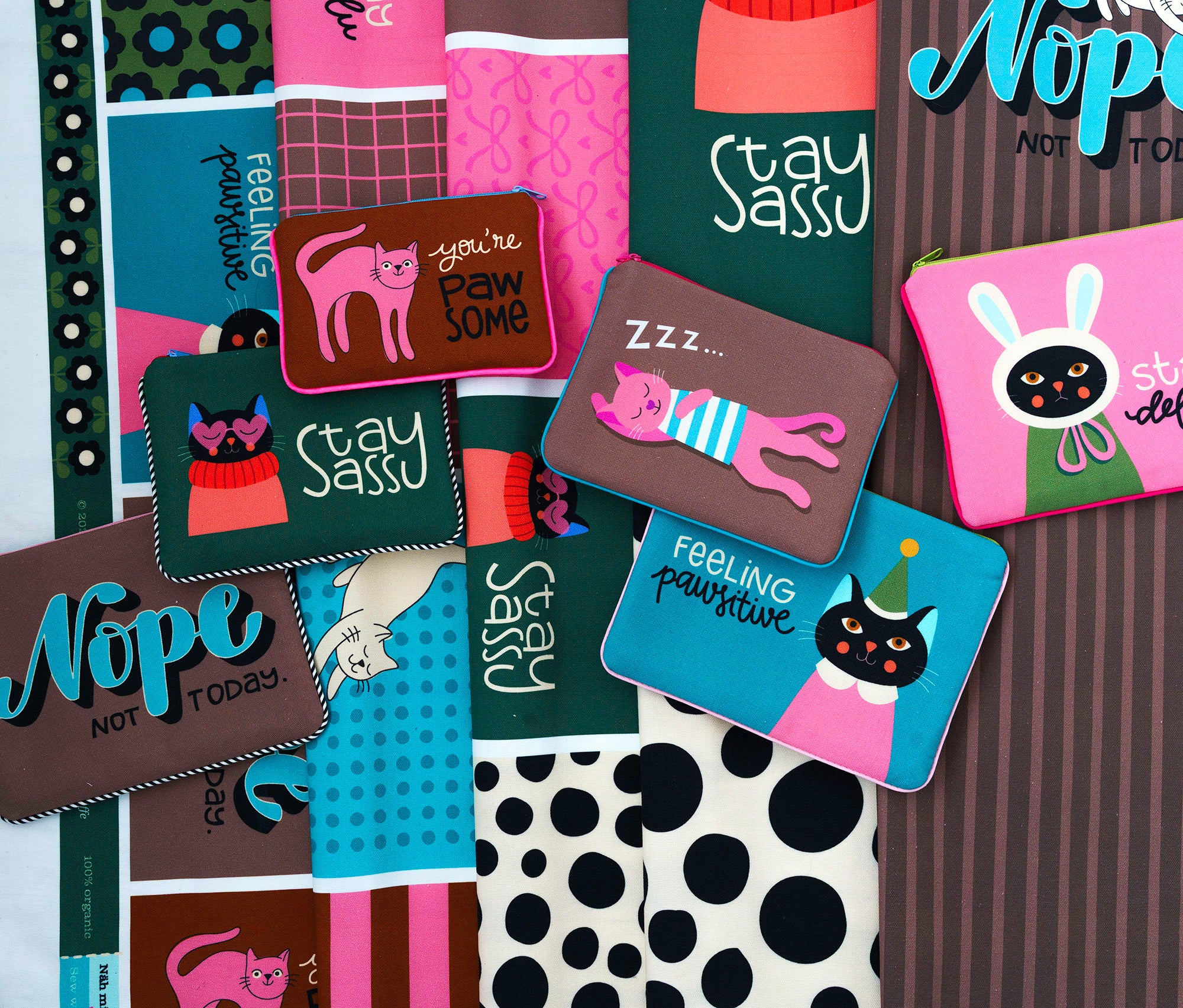 hamburger-liebe-pet-pop-panel-for-cat-people-canvas-bio image 3