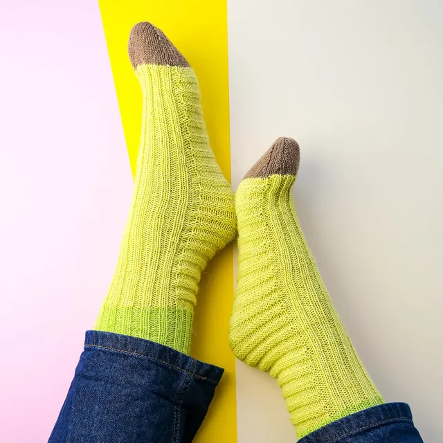 kremke-soul-wool-fruity-socks-banane-sockenanleitung-pdf-de image 1
