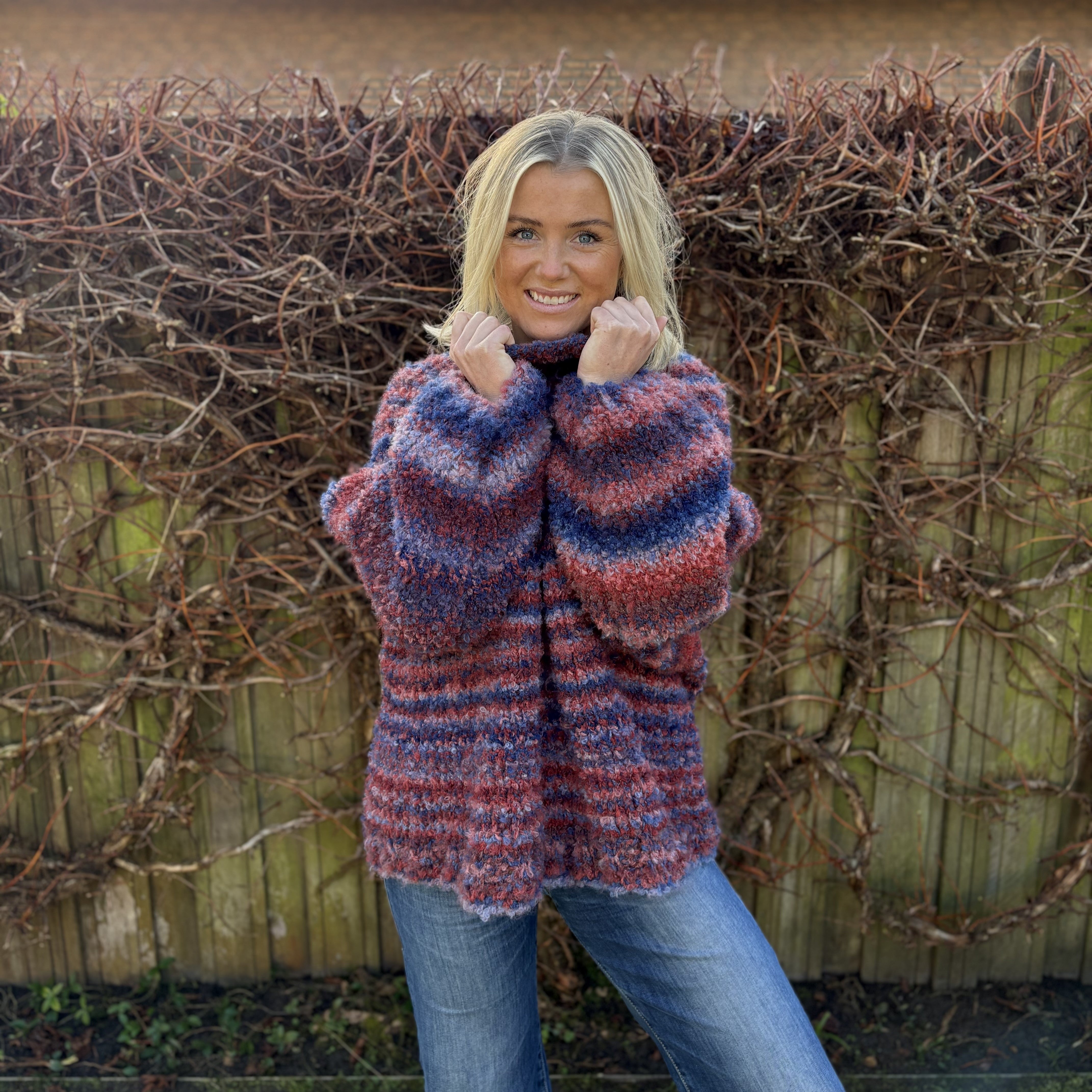 bellalana-strick-sets-bulky-boucl-rollkragenpullover-braun-beige image 1