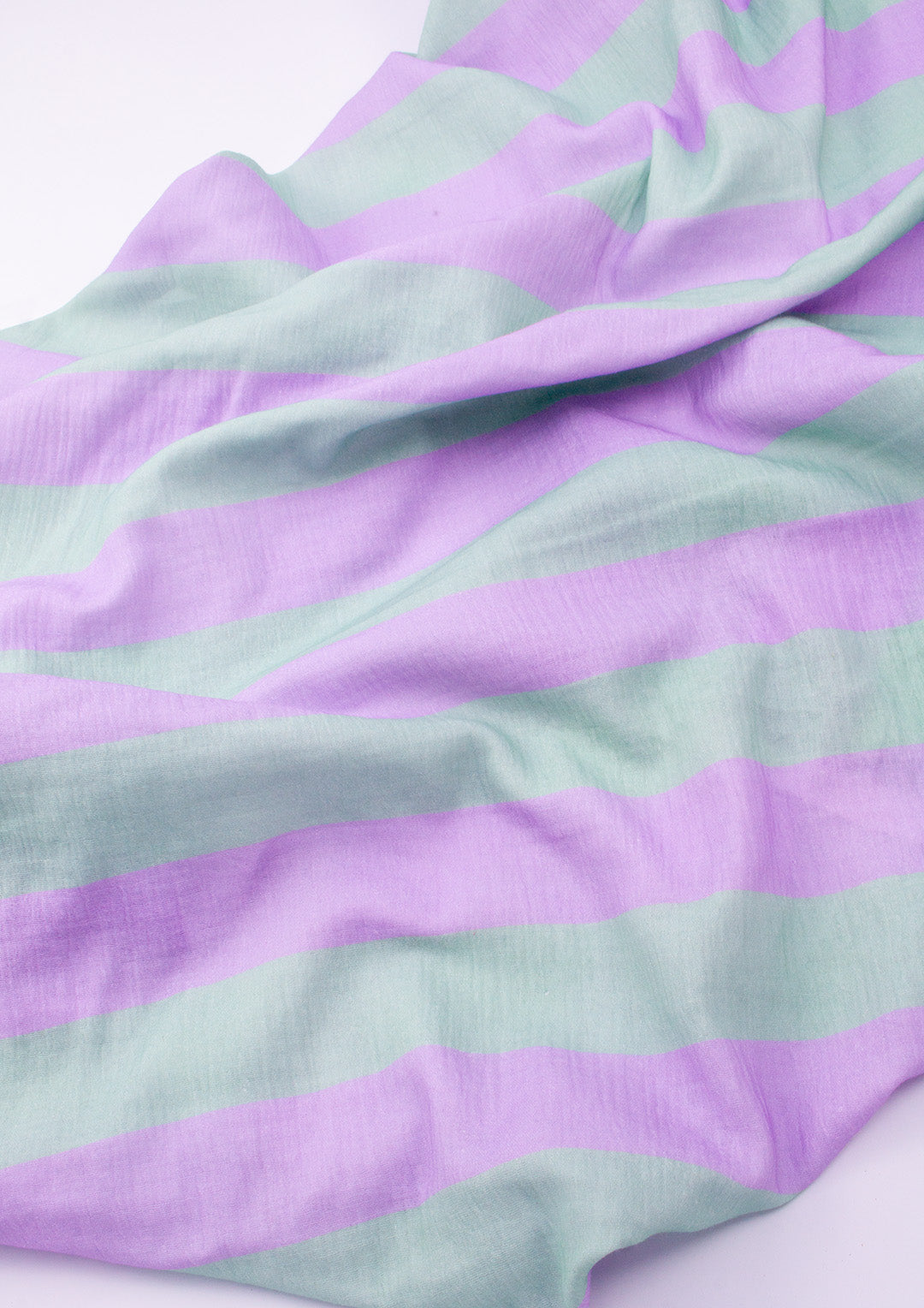 konfetti-patterns-musselin-konfettistreifen-lilac-mint-meterware image 1