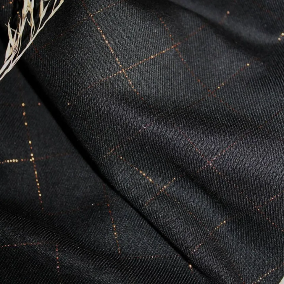 glantine-zo-viskose-twill-glitzer-karo-stoff-schwarz image 1