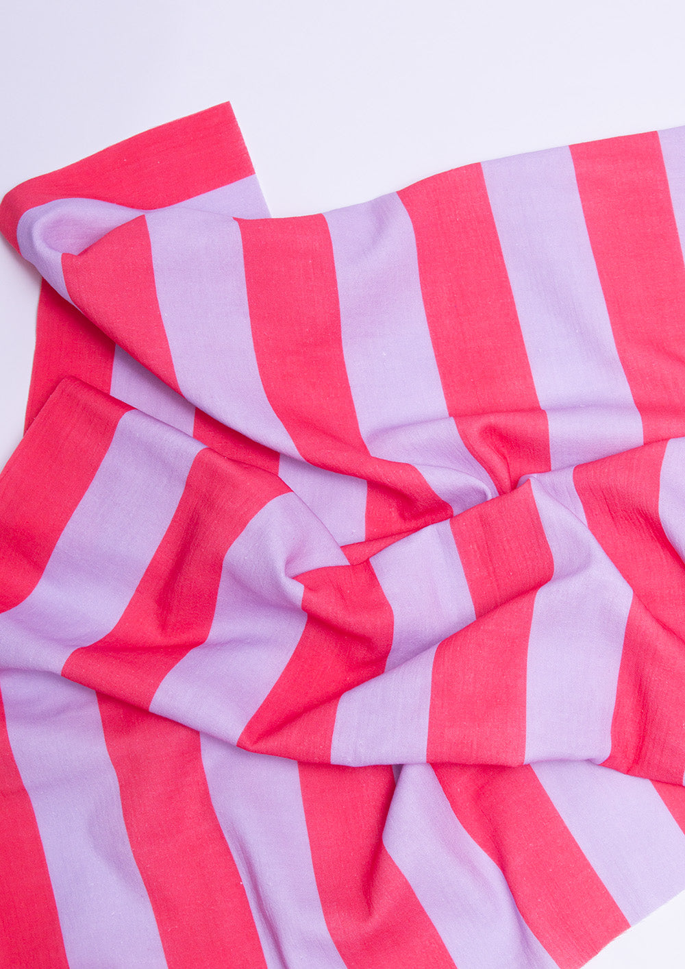 konfetti-musselin-l-ngsstreifen-rot-lilac-meterware image 1