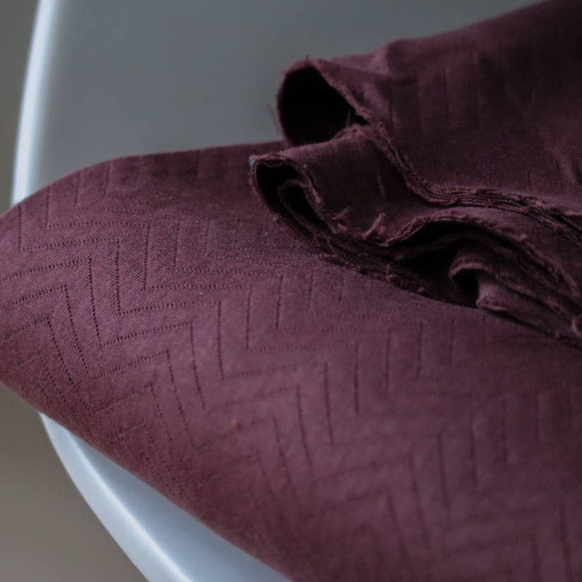 n-hfrosch-stoffe-bio-stepp-sweat-chevron-bordeaux-gots image 1