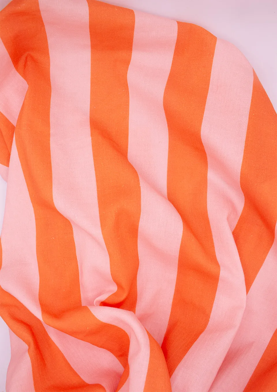 konfetti-patterns-musselin-l-ngsstreifen-stoff-aperol-lachs image 1