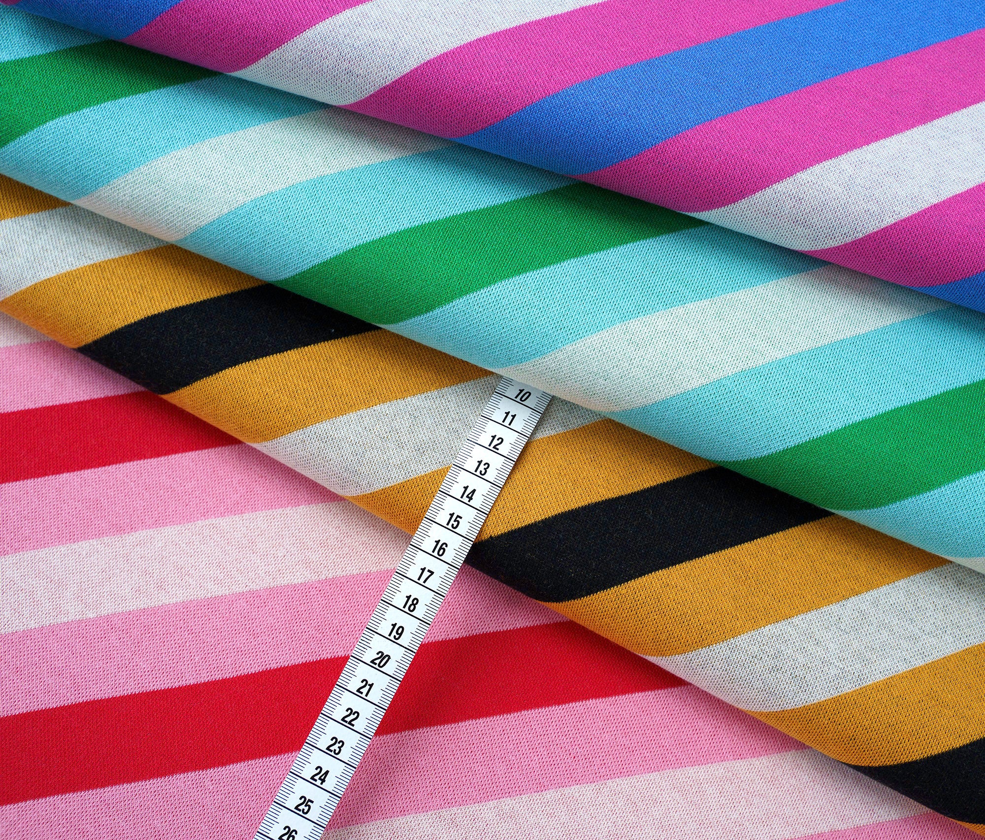 hamburger-liebe-queen-of-hearts-royal-candy-stripes-jacquardjersey image 2