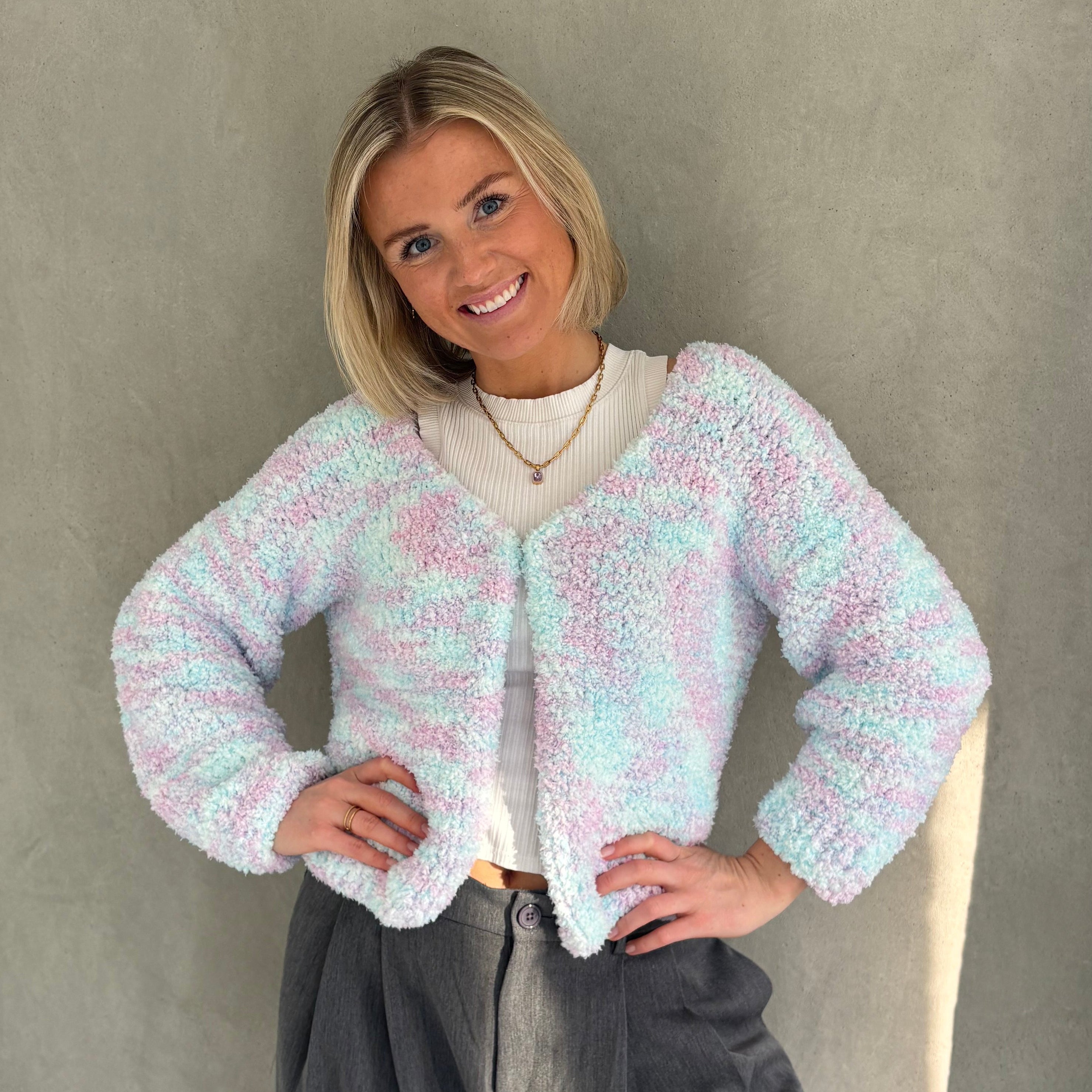 bellalana-fluffy-cardigan-strickset-mit-anleitung-flauschig image 3