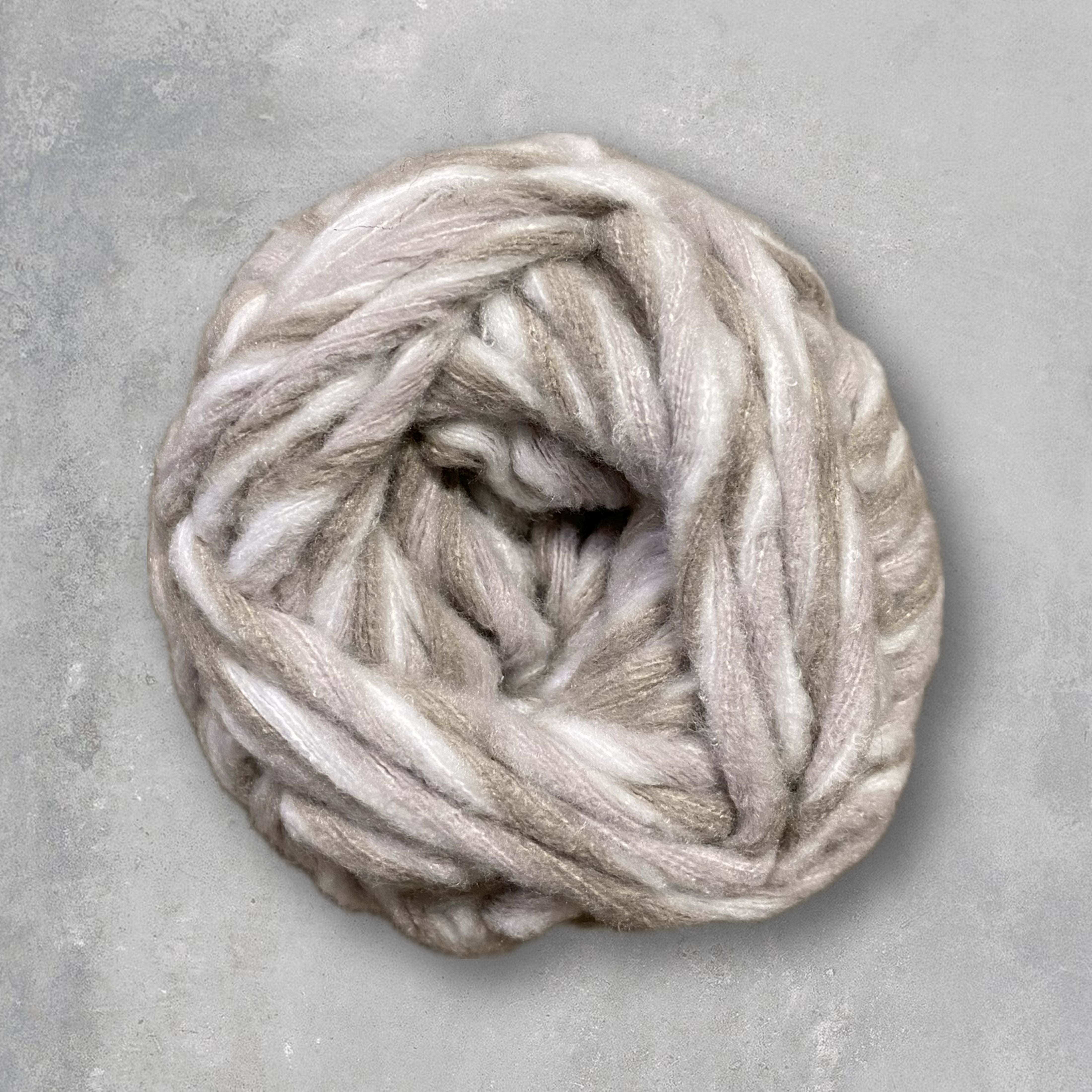 bellalana-twisted-garn-rosa-beige-102-vegan-deckenwolle image 4