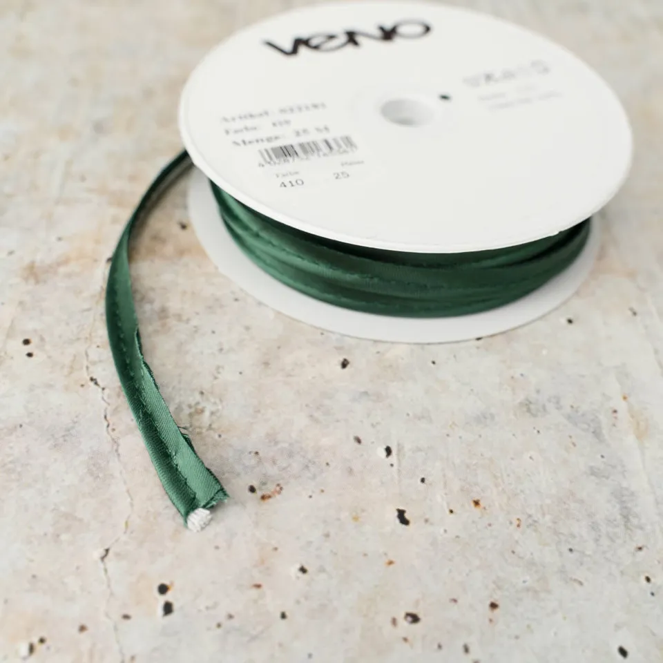 n-hfrosch-n-hzubeh-r-paspelband-satin-10mm-dunkelgr-n image 1
