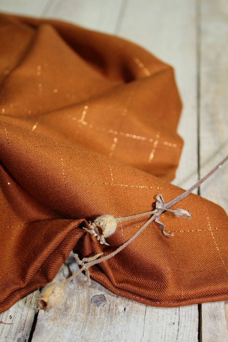 n-hfrosch-stoffe-viskose-twill-glitzer-karo-karamell-lurex image 2