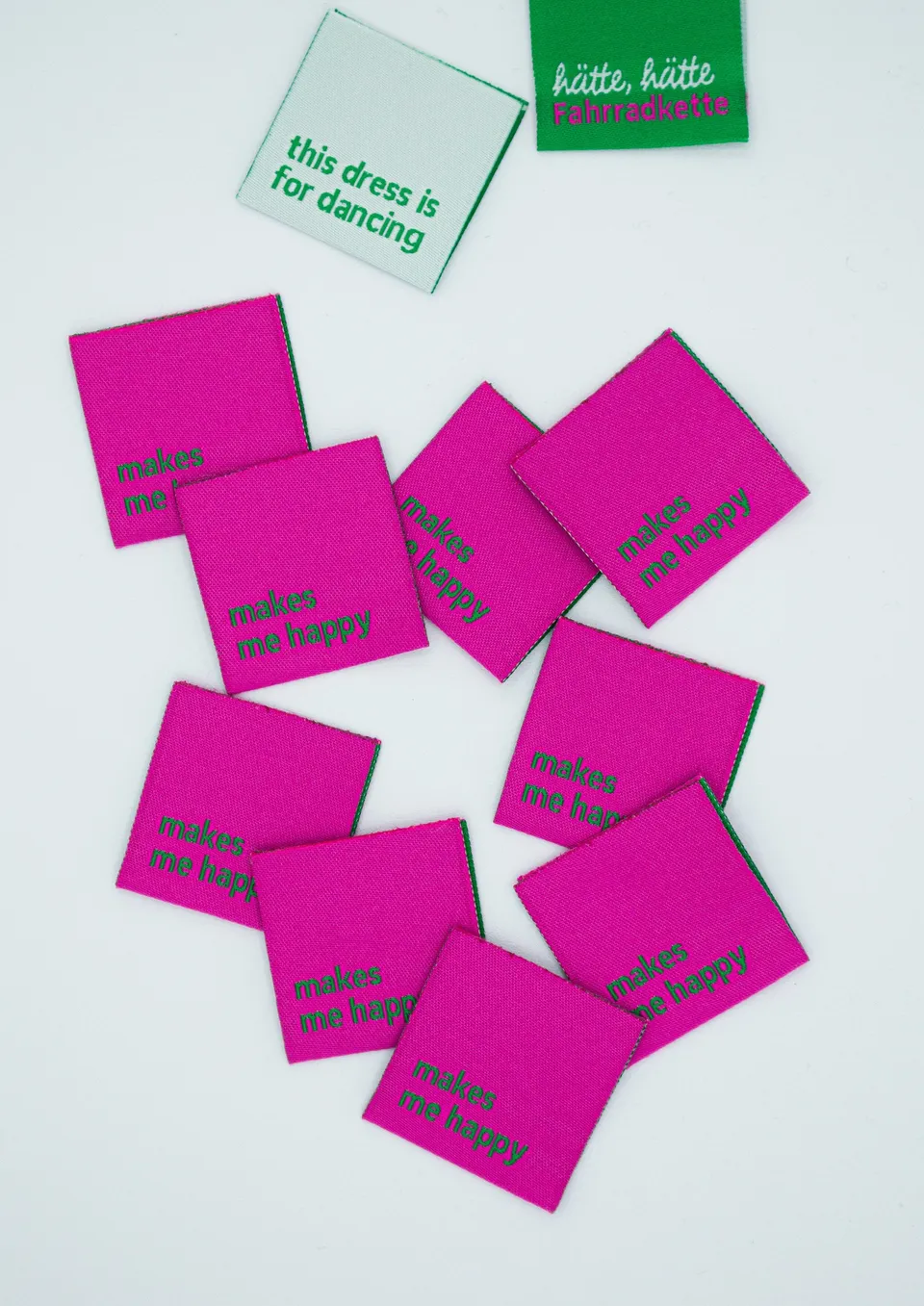 konfetti-patterns-label-makes-me-happy-weblabel-9er-set-3x3-cm image 1