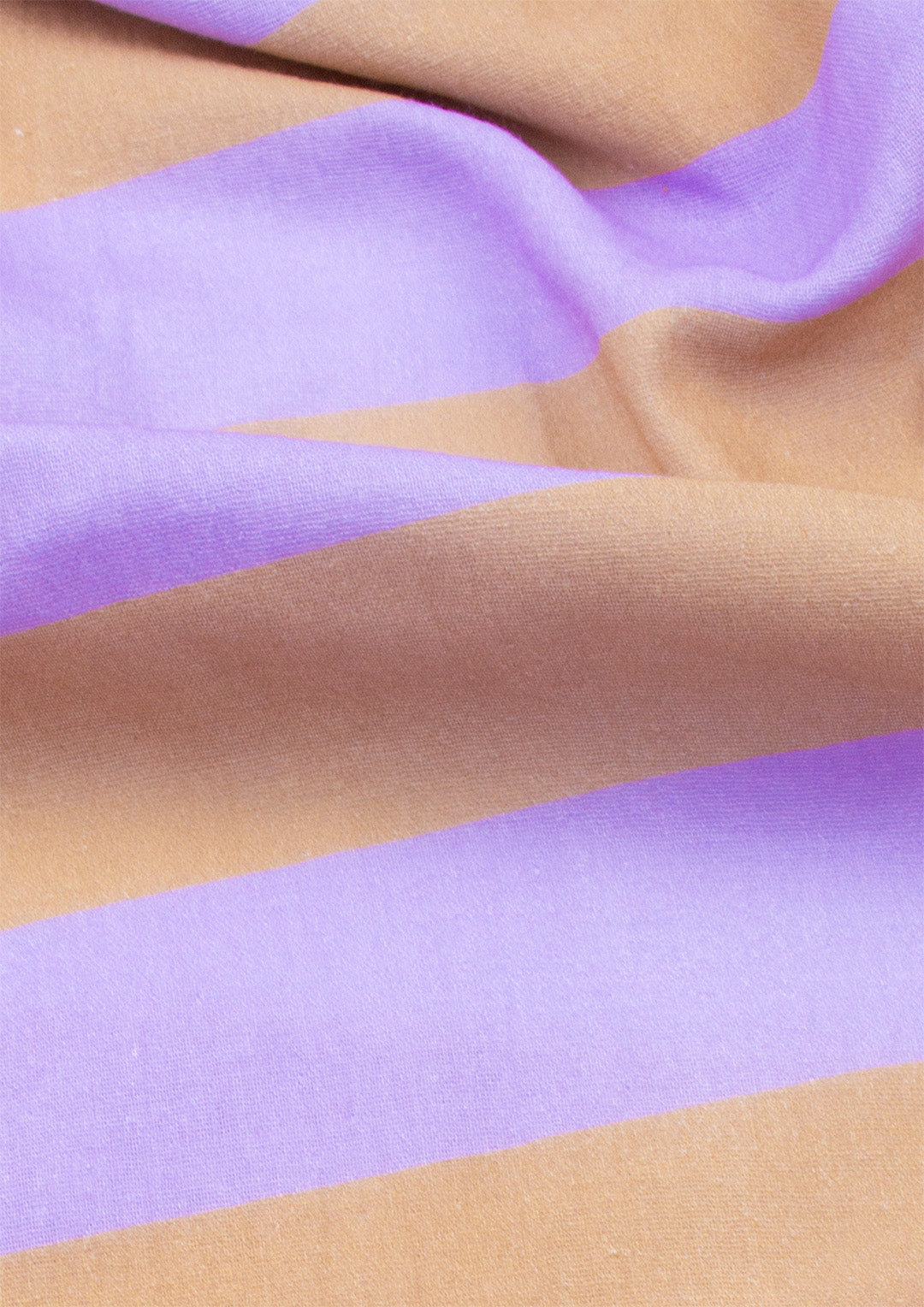 konfetti-patterns-musselin-stoff-konfettistreifen-lilac-caramel-meter image 2