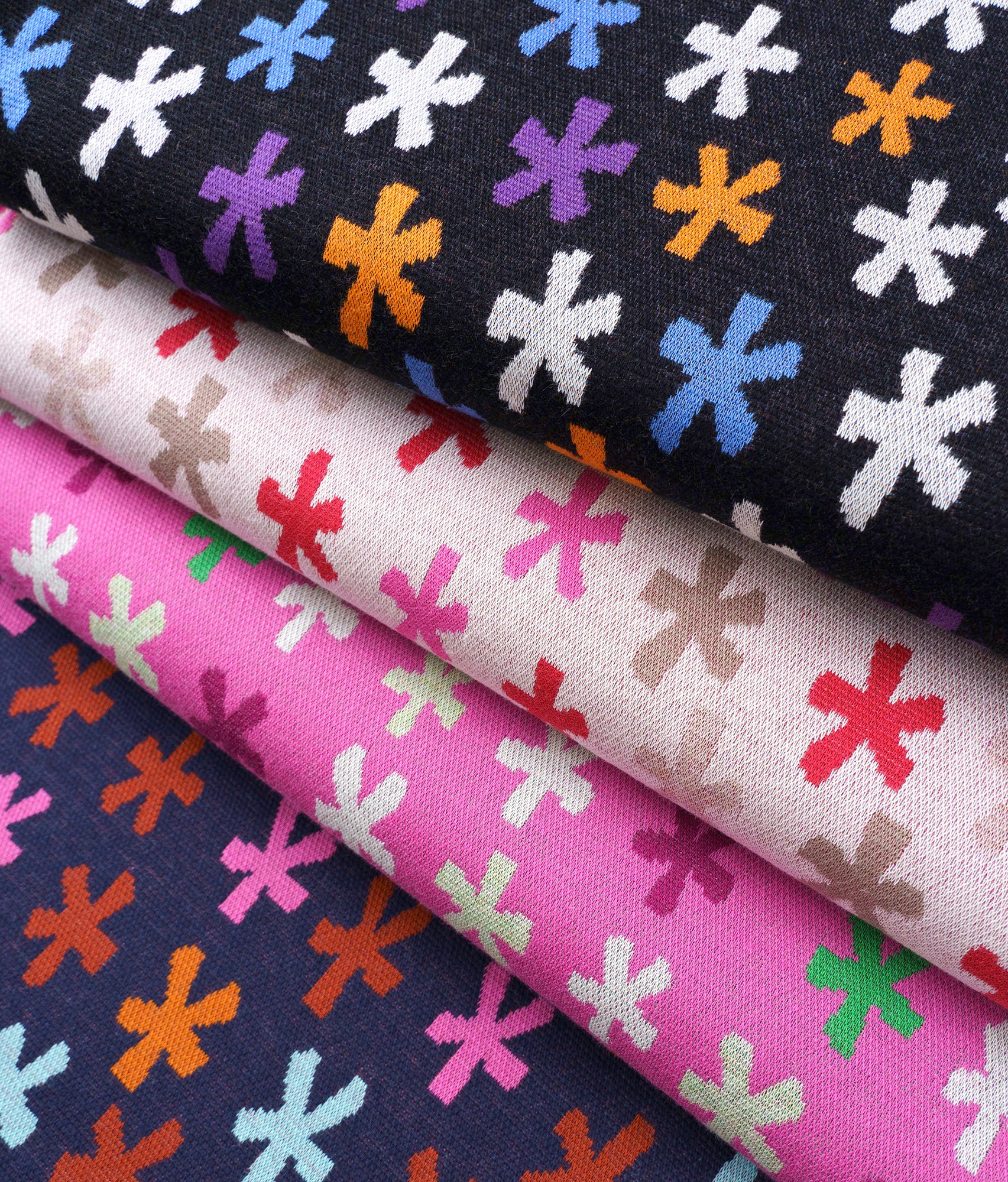 hamburger-liebe-hand-on-heart-stars-jacquard-jersey-col-1-bio image 7